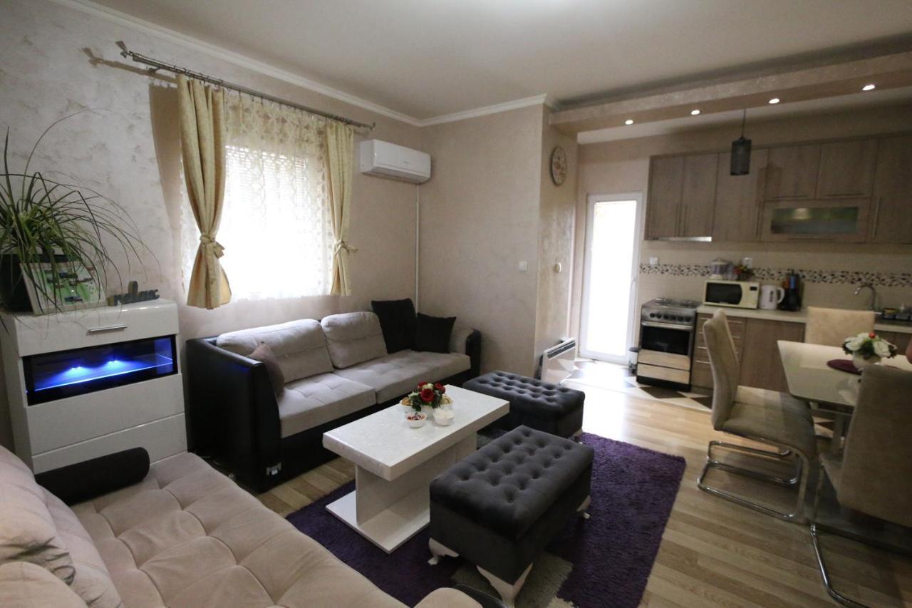 Relax Apartment Баина-Башта Экстерьер фото